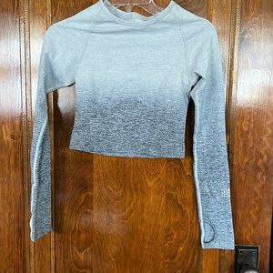 VS Pink, seamless workout crop